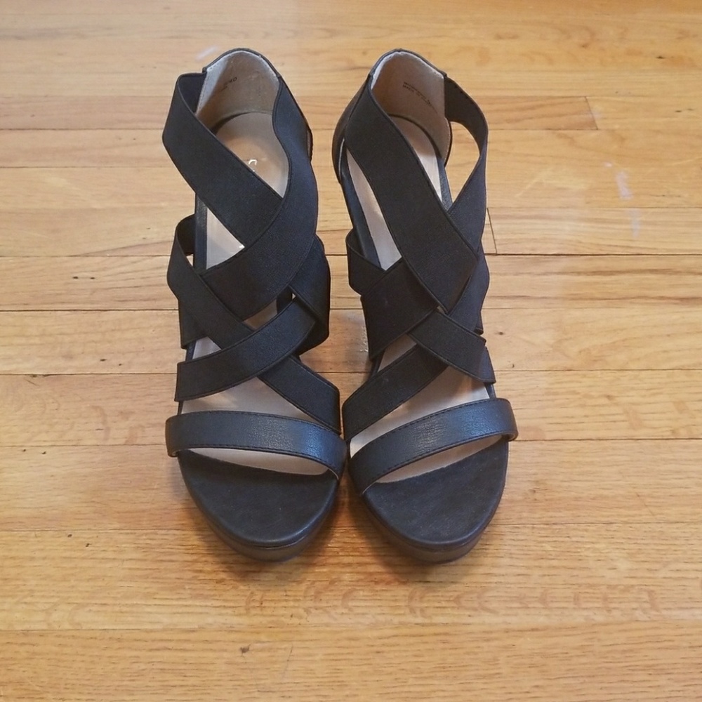 Chinese laundry wedges